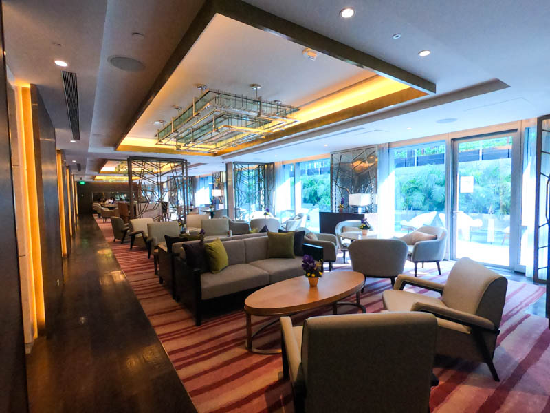 Hilton Manila Hotel's Executive Lounge