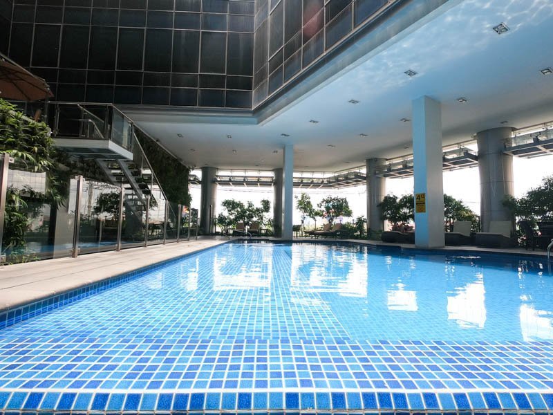 The pool at Savoy Manila Hotel